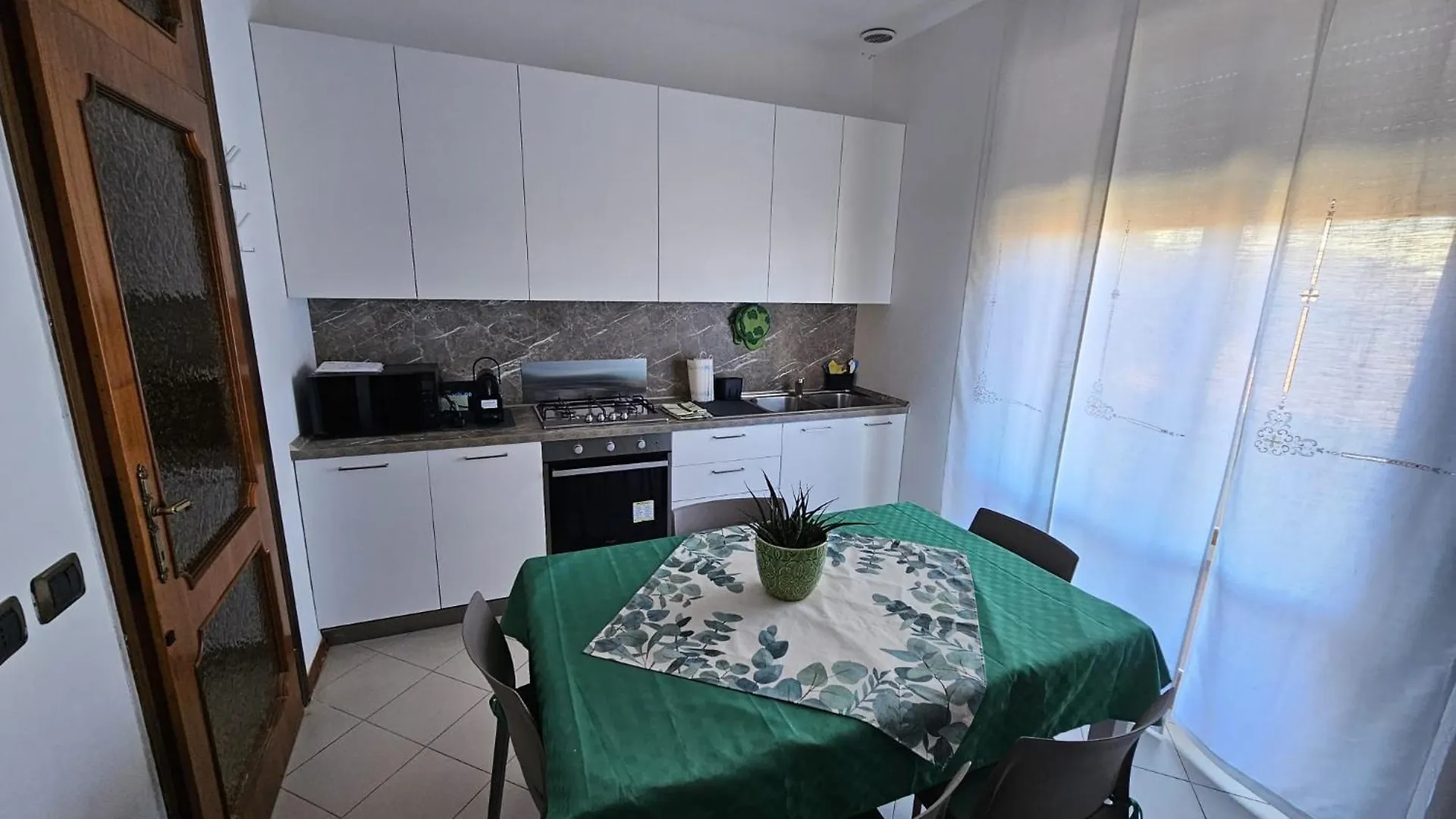 Angela Home Римини